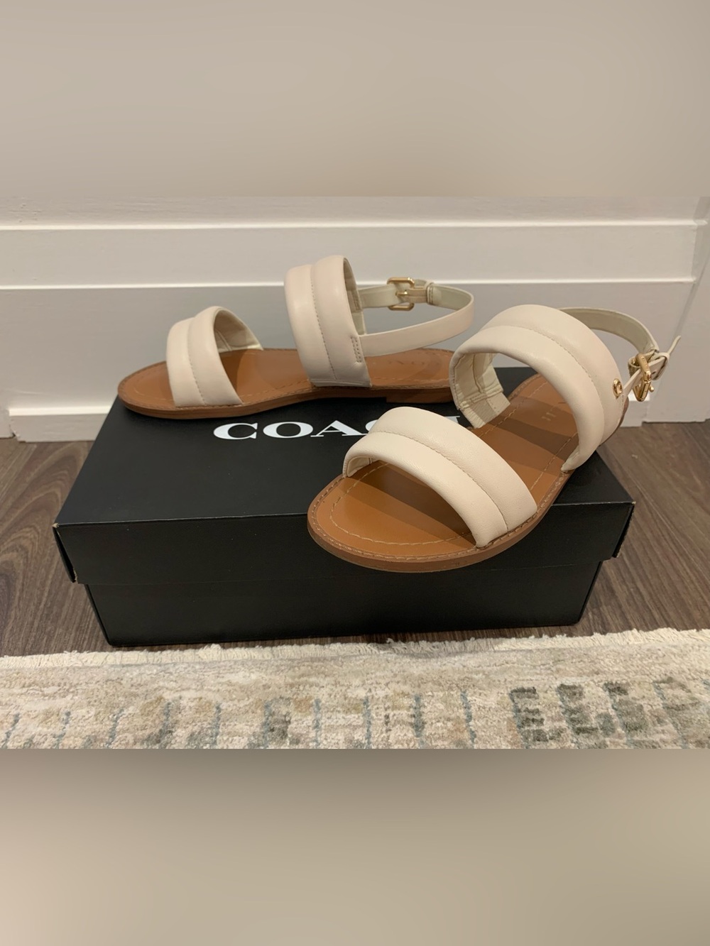 Coach - Hope Leather Sandal - Size 7